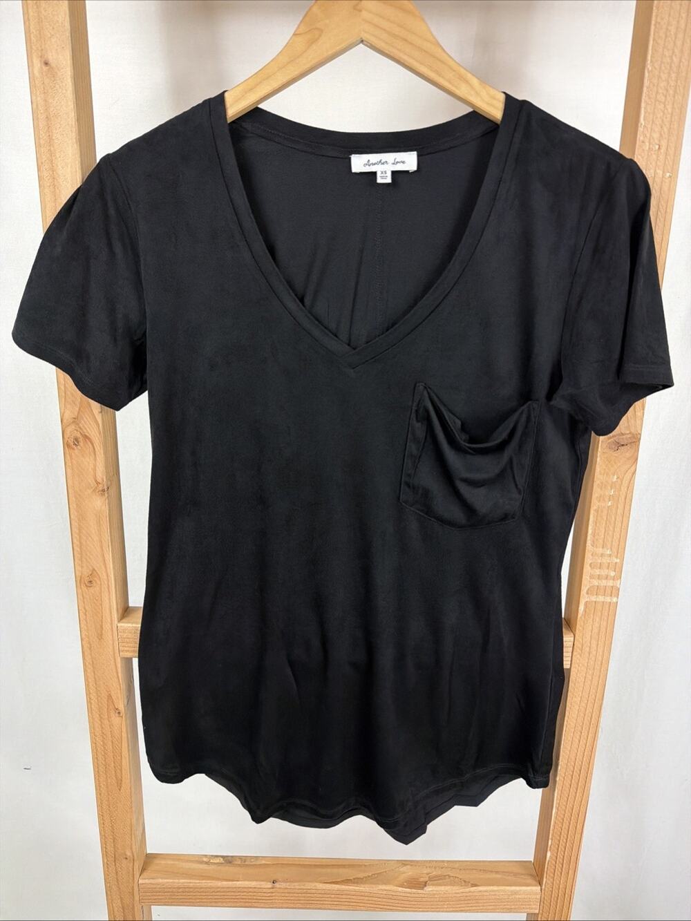NWT Dear John Another Love Black Pocket V Neck Short Sleeve Shirt #1083 Size XS